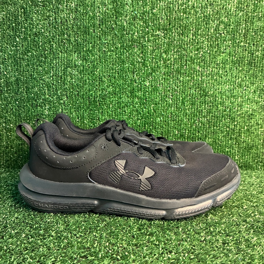 NEW Under Armour Charged Assert 10 Running Athletic Sneaker Black Women Size 8.5